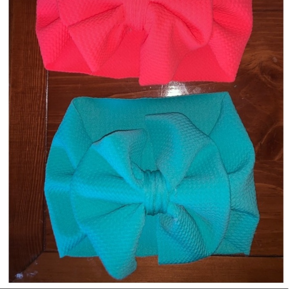 Totally teal head band